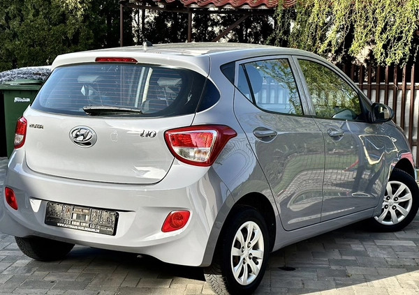 Hyundai i10 cena 24900 przebieg: 140000, rok produkcji 2015 z Białobrzegi małe 596